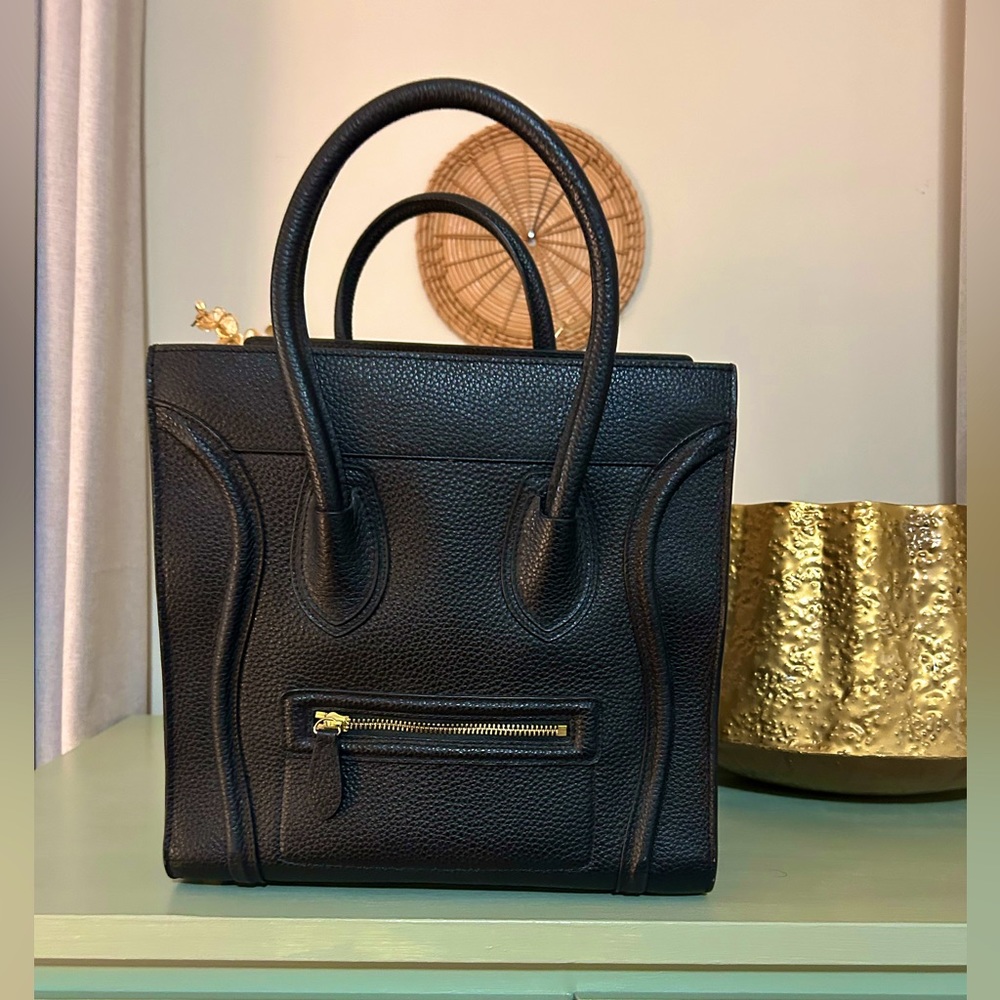 Black Luggage Tote